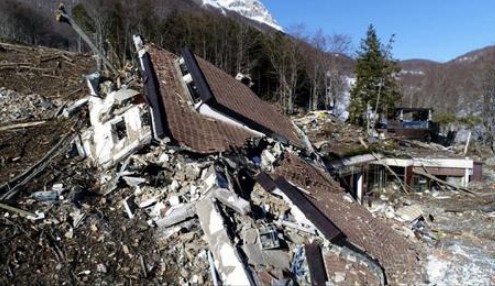 Hotel Rigopiano 25 Assolti Esplode La Rabbia Dei Parenti Delle